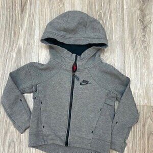 Nike boys gray sweatshirt hoodie size XS